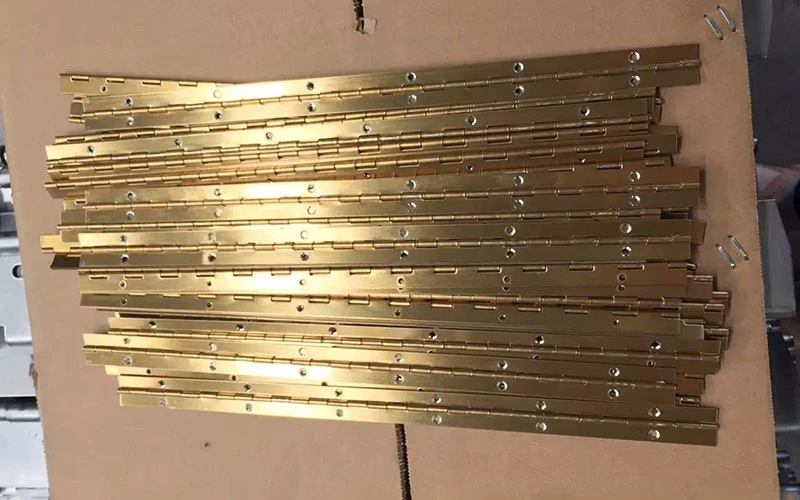 piano hinge (3)